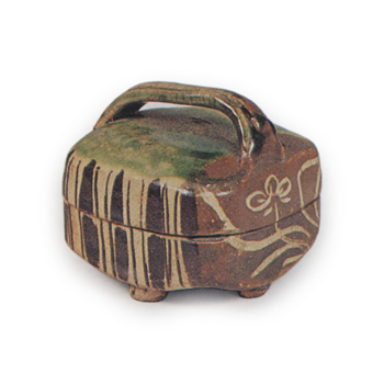 織部 草花文 四方 香合