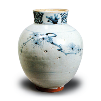 染付 松梅文 壺