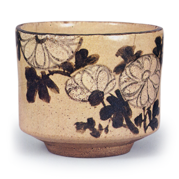 銹絵染付菊文茶碗