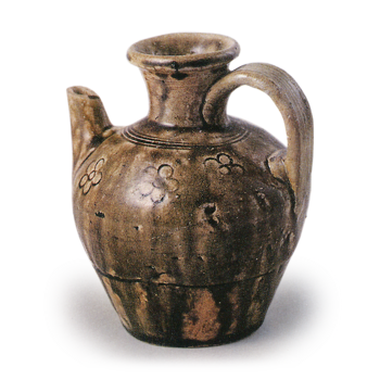 瀬戸 鉄釉印花文手付け水注