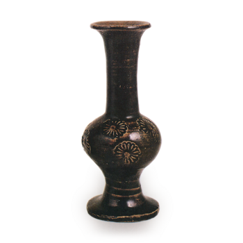 瀬戸 鉄釉印花文花瓶