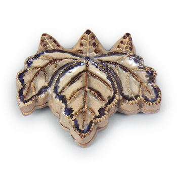 銹絵染付桐香合